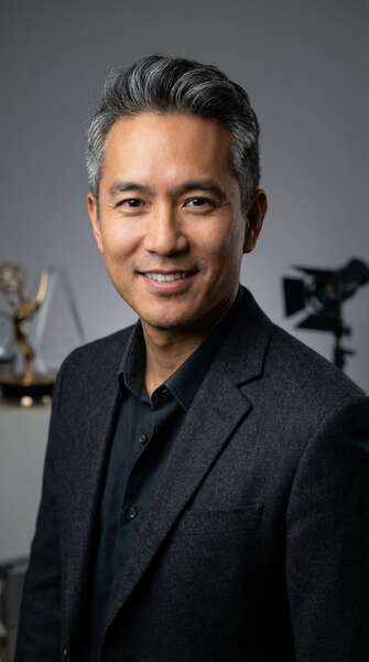 17c一起草导演顾问